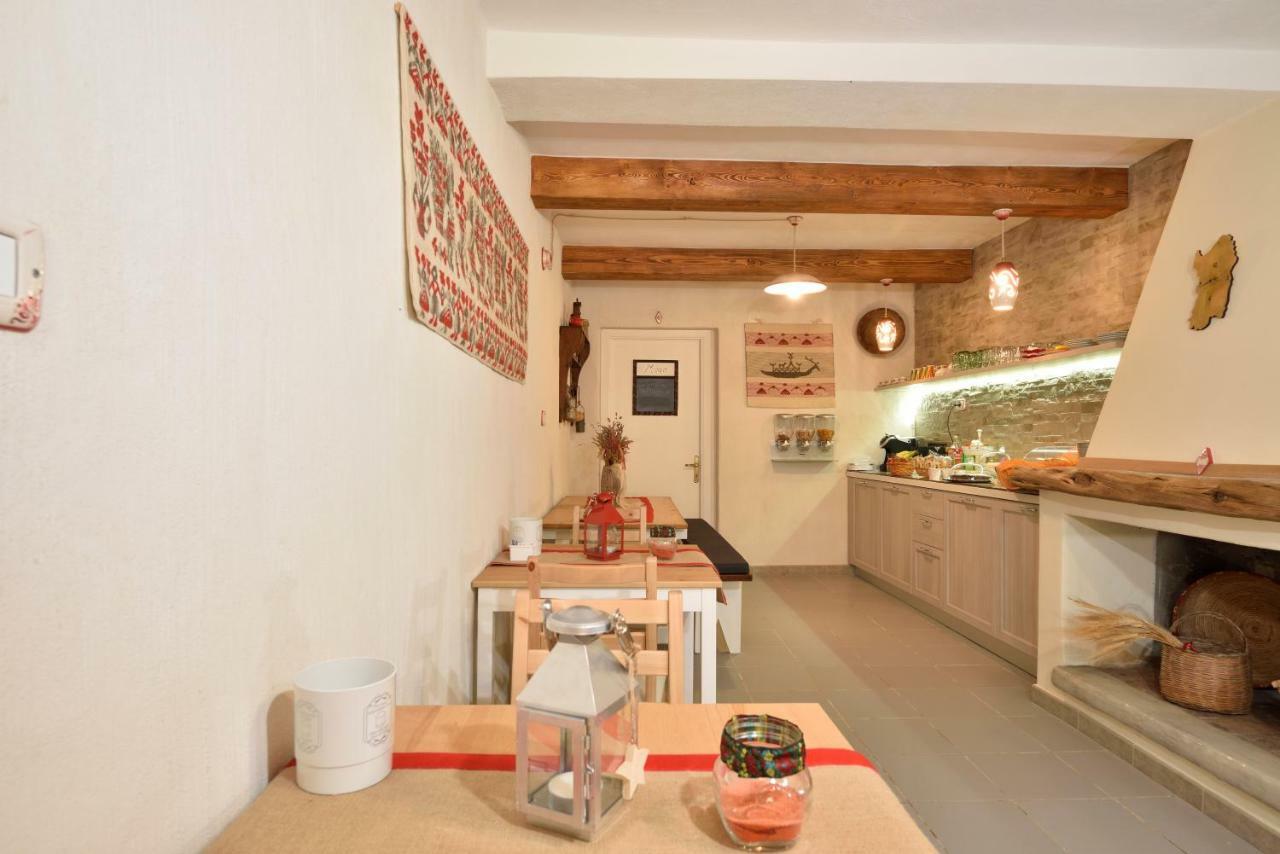 באוני B&B Issicoro מראה חיצוני תמונה