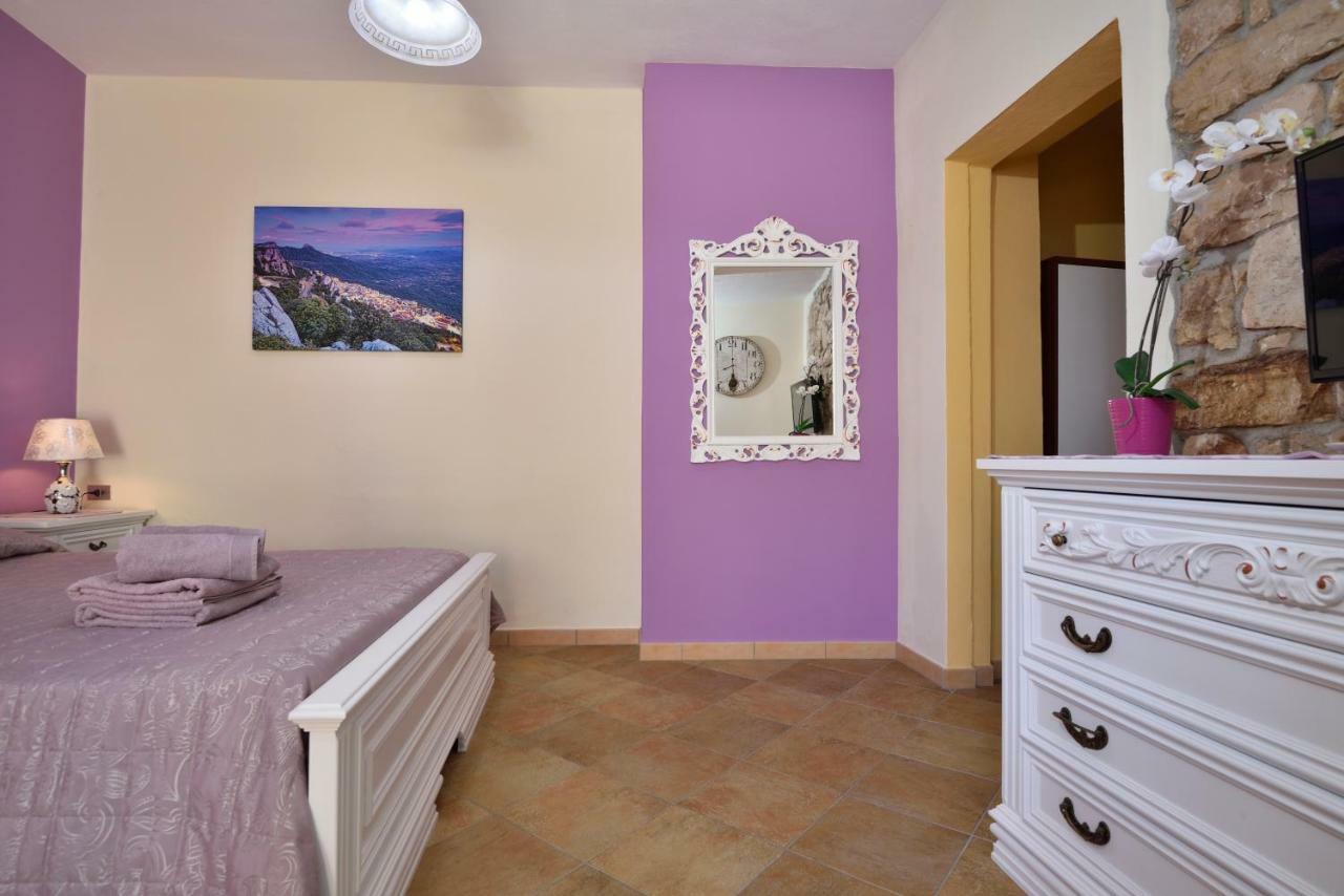 באוני B&B Issicoro מראה חיצוני תמונה